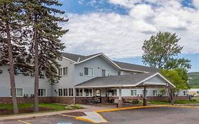 Super 8 By Wyndham Duluth